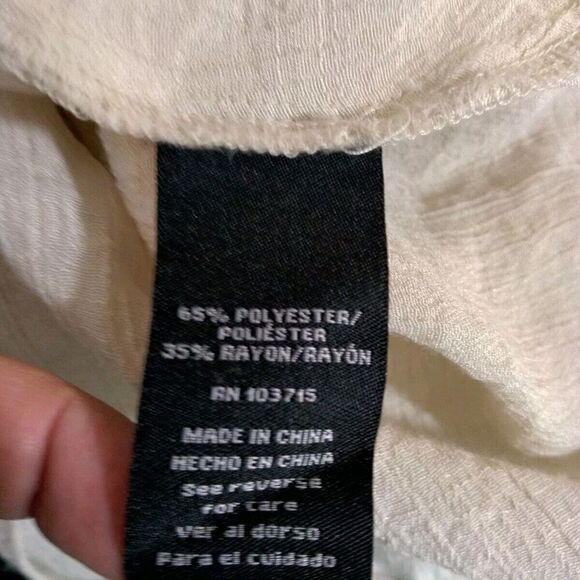 Zach & Rachel Button Front Top Long Roll Tab Sleeve Simi Sheer - Picture 6 of 7